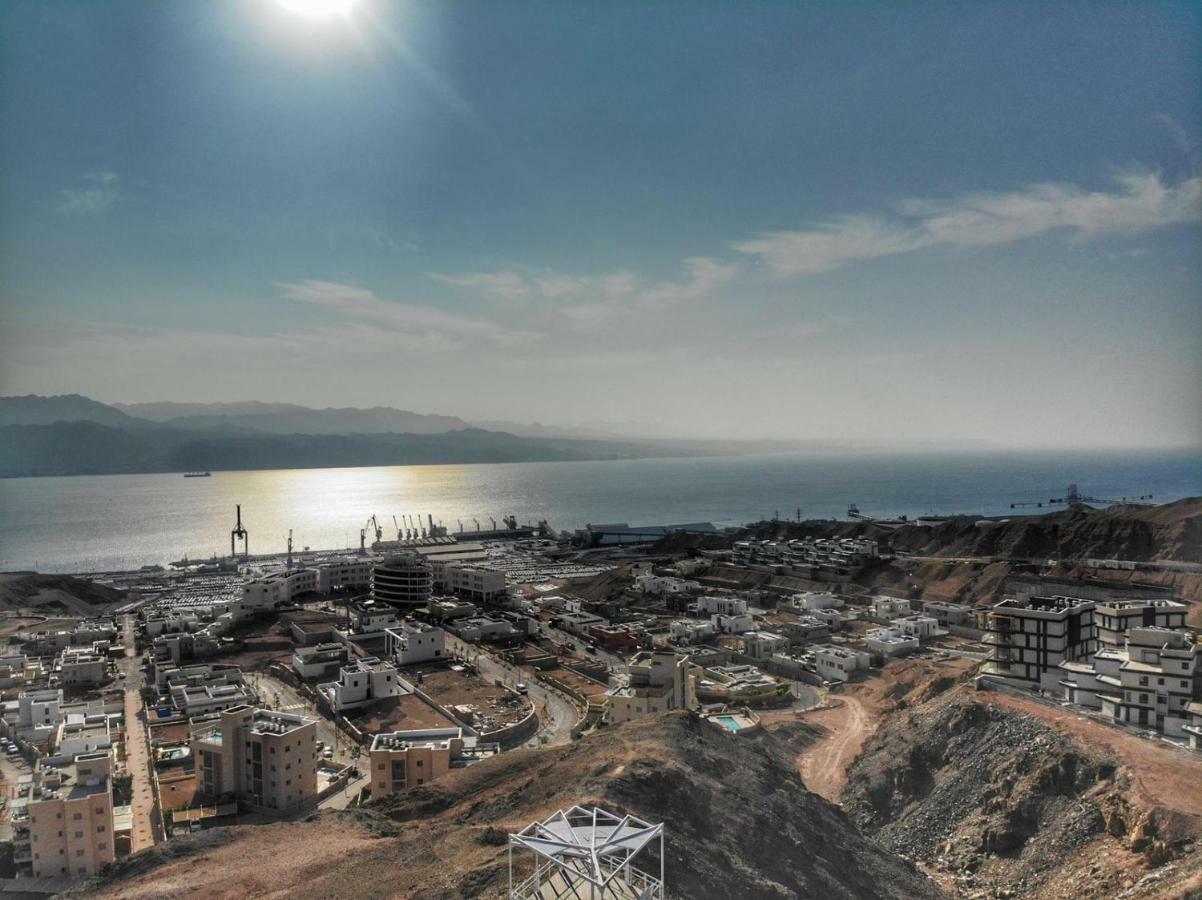 Sunshine Suite Boutique Only 5 Min Walk To The Beach - By Seaelo Eilat Bagian luar foto