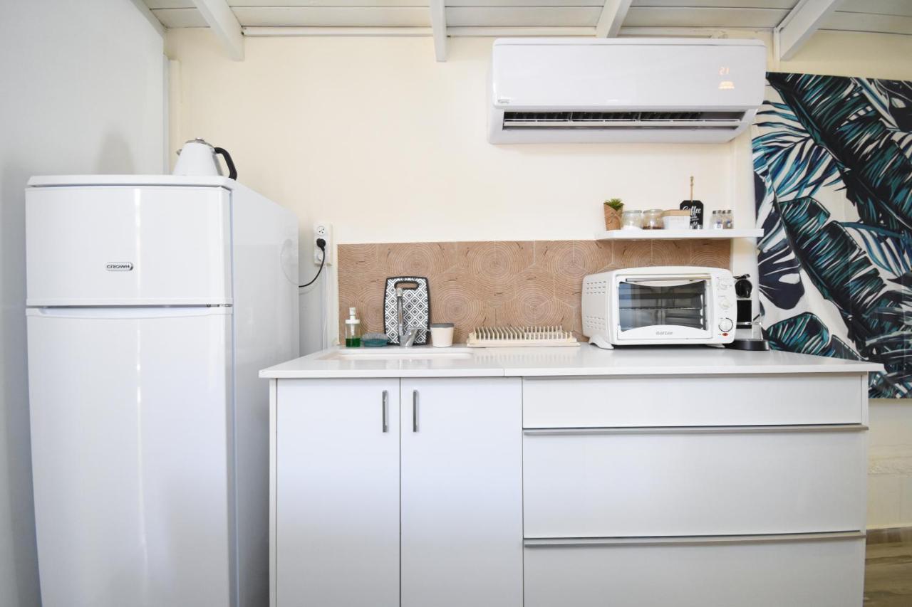 Sunshine Suite Boutique Only 5 Min Walk To The Beach - By Seaelo Eilat Bagian luar foto