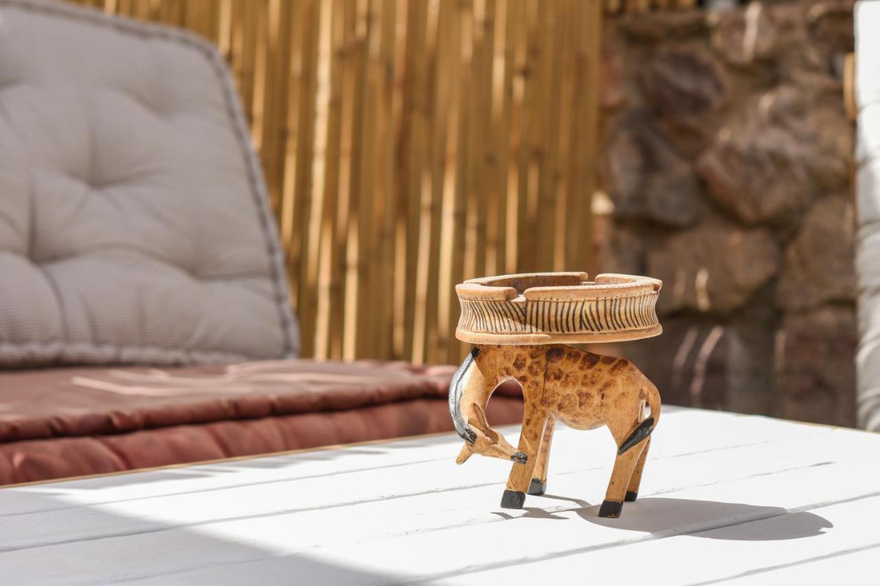 Sunshine Suite Boutique Only 5 Min Walk To The Beach - By Seaelo Eilat Bagian luar foto